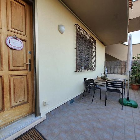 La Casetta Di Silvia Mommio Zewnętrze zdjęcie